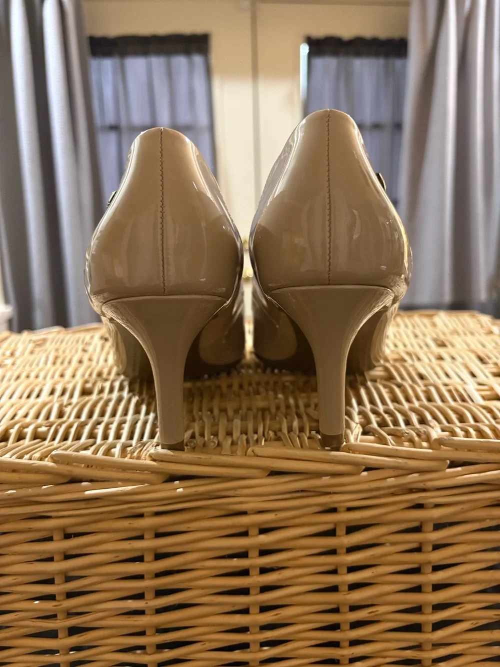 Classic Patent Nude ‘Lively’ Pumps Life Stride Flex